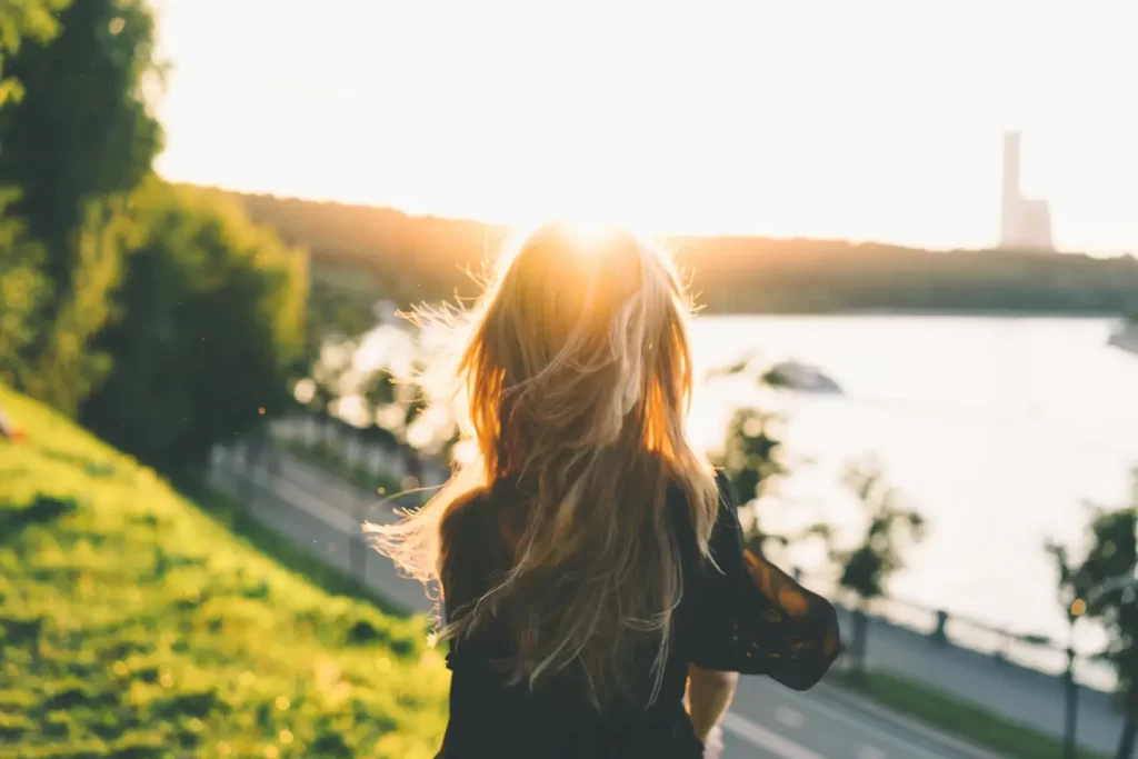 sunset-view-facing-girl